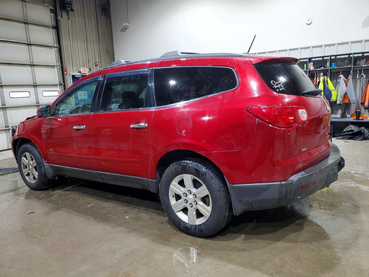 2012 Chevrolet Traverse Lt - Image 2