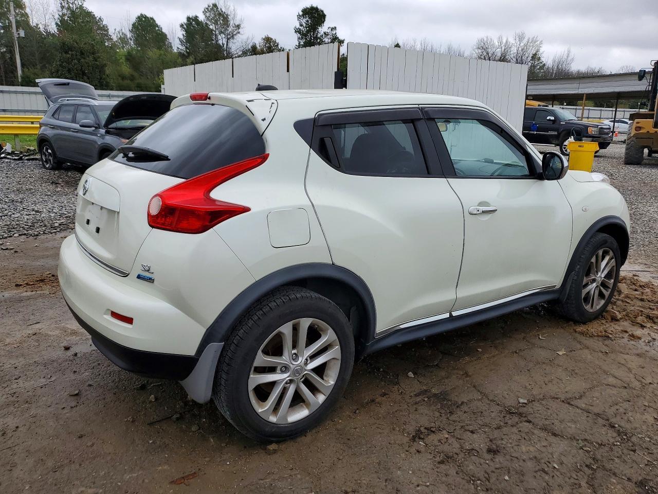 2012 Nissan Juke S - Фото 3