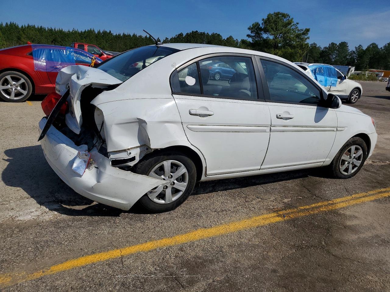 2008 Hyundai Accent Gls - Image 3
