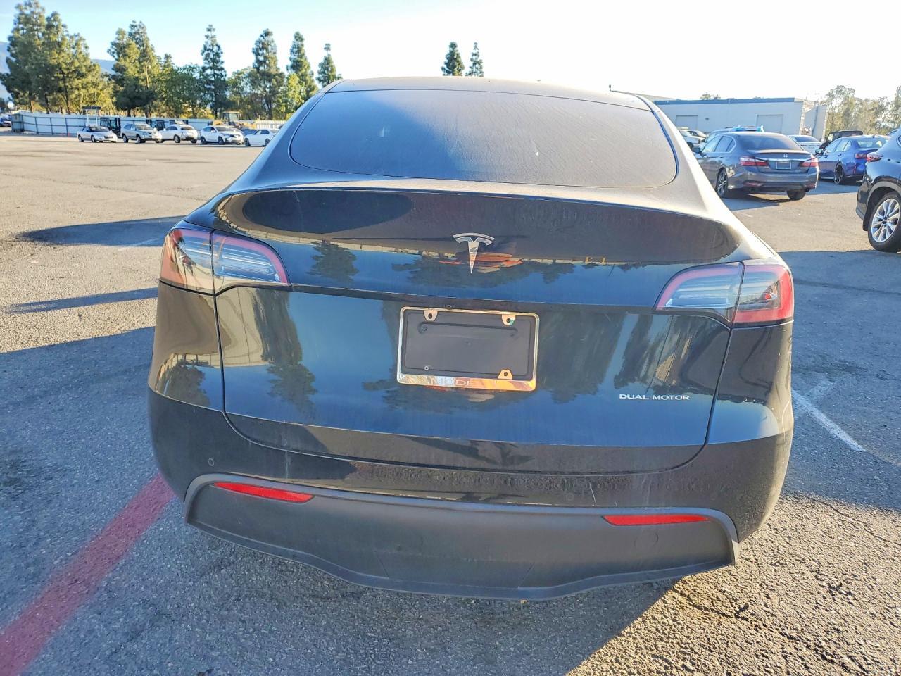 2022 Tesla Model Y - Фото 6
