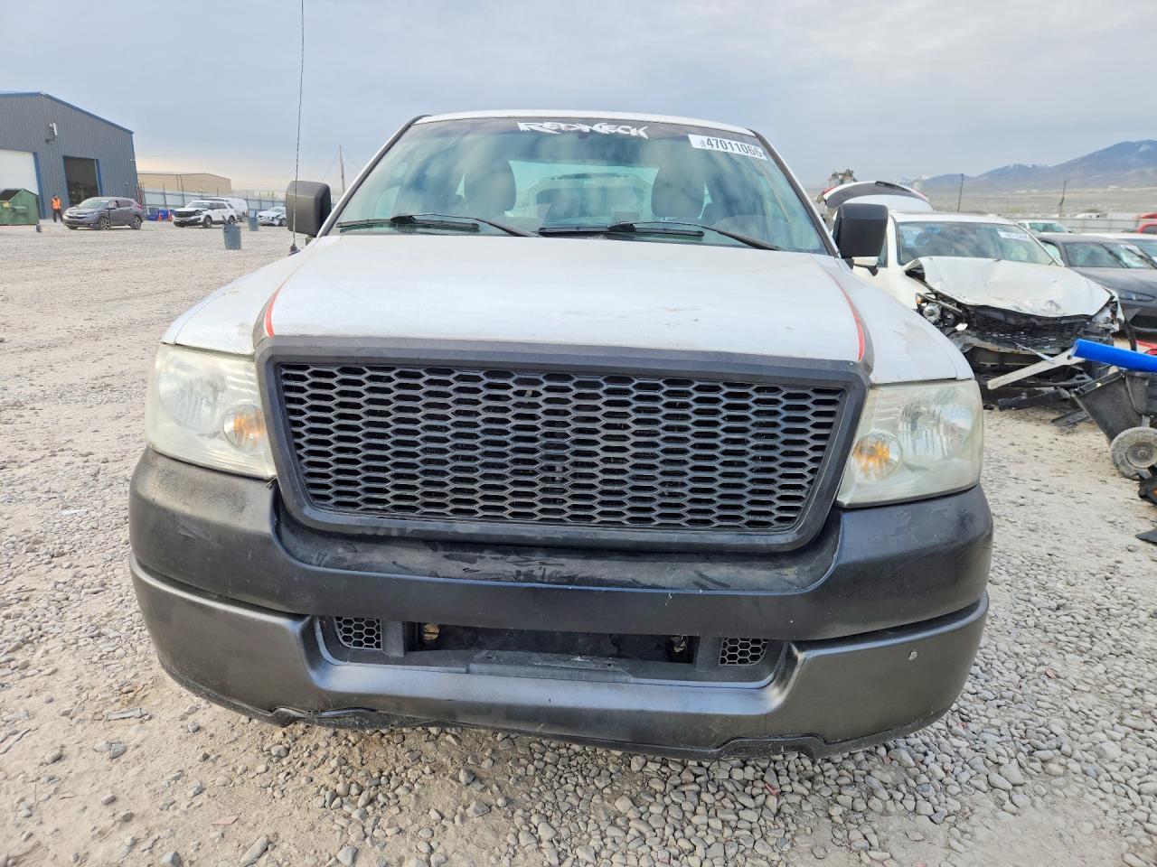 2005 Ford F150 - Image 5
