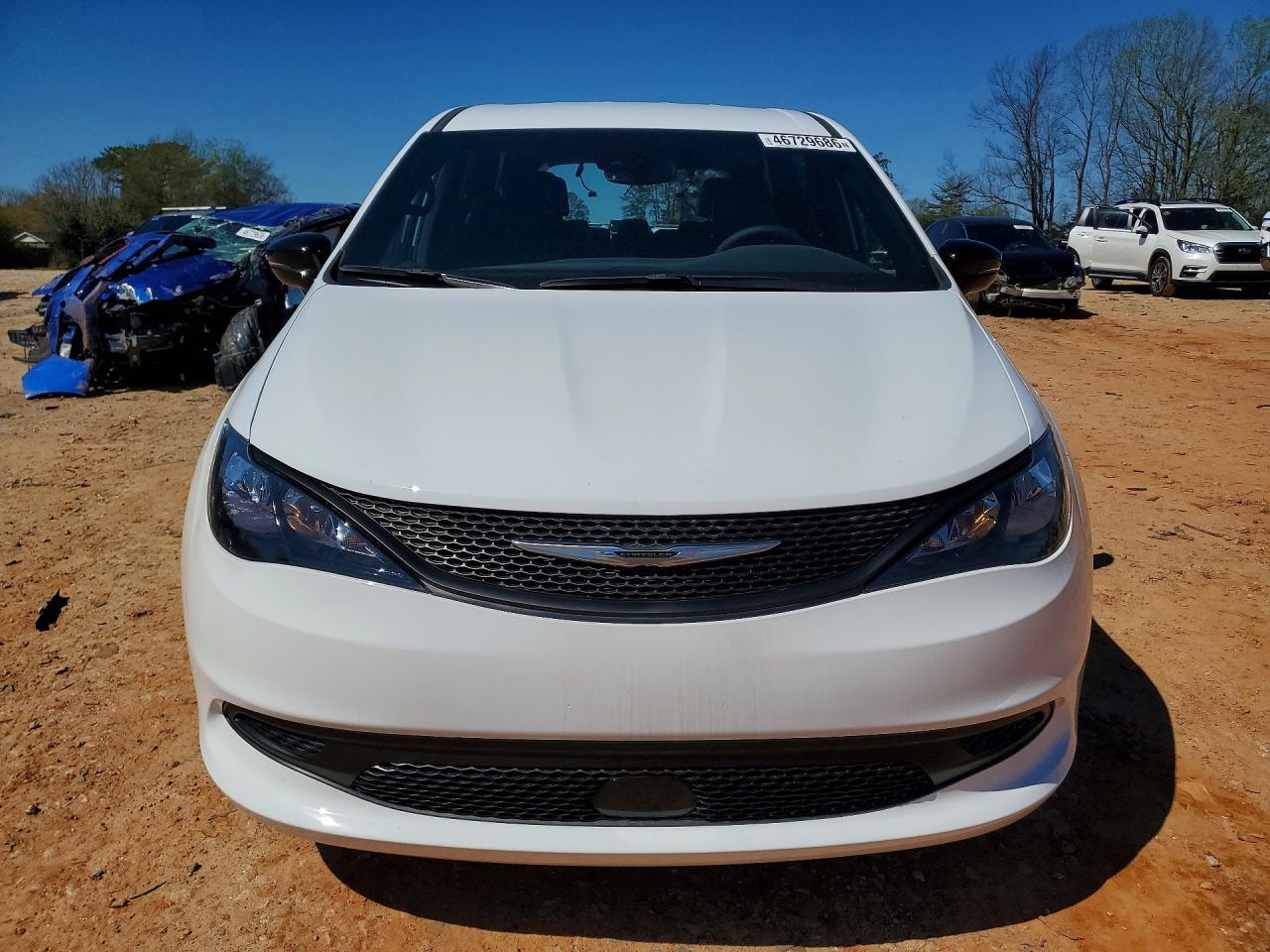 2025 Chrysler Voyager Lx - Фото 5