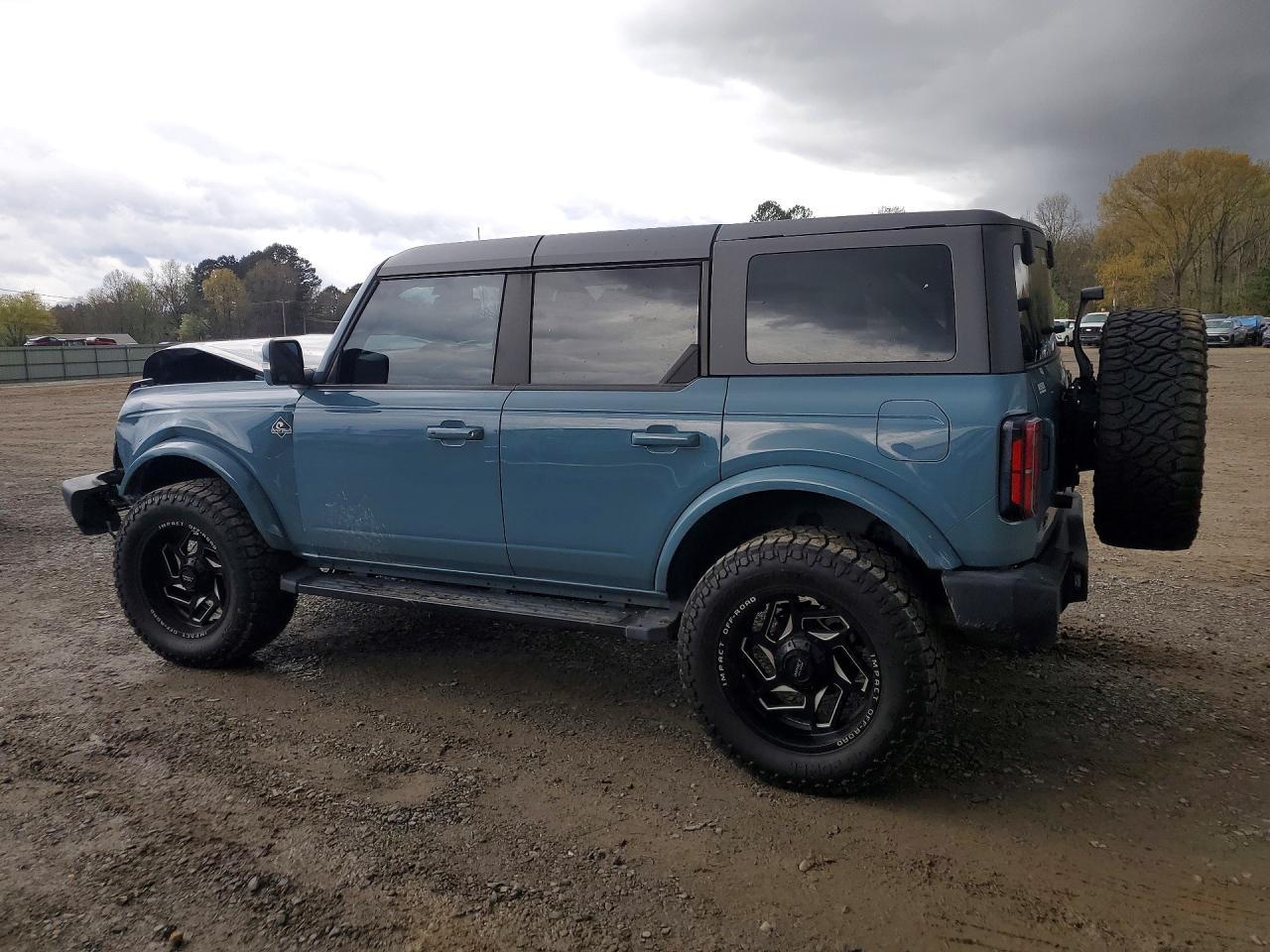2023 Ford Bronco Base - Фото 2