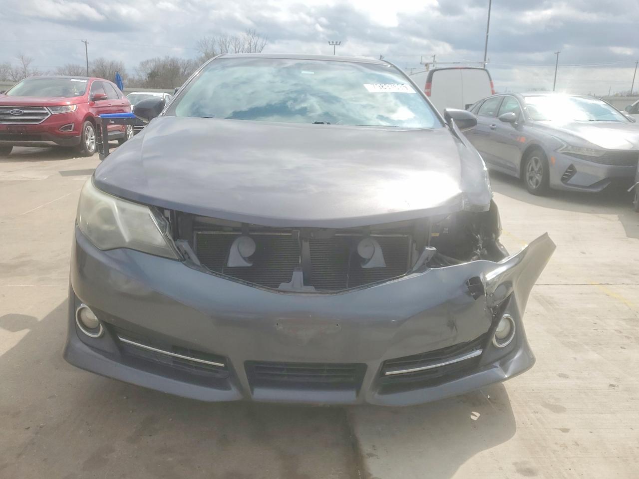 2014 Toyota Camry Se - Фото 5