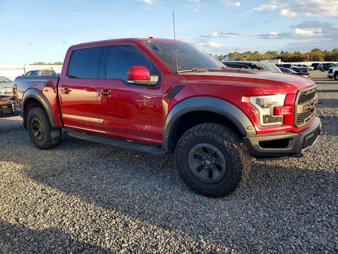 2018 Ford F150 Raptor - Фото 4