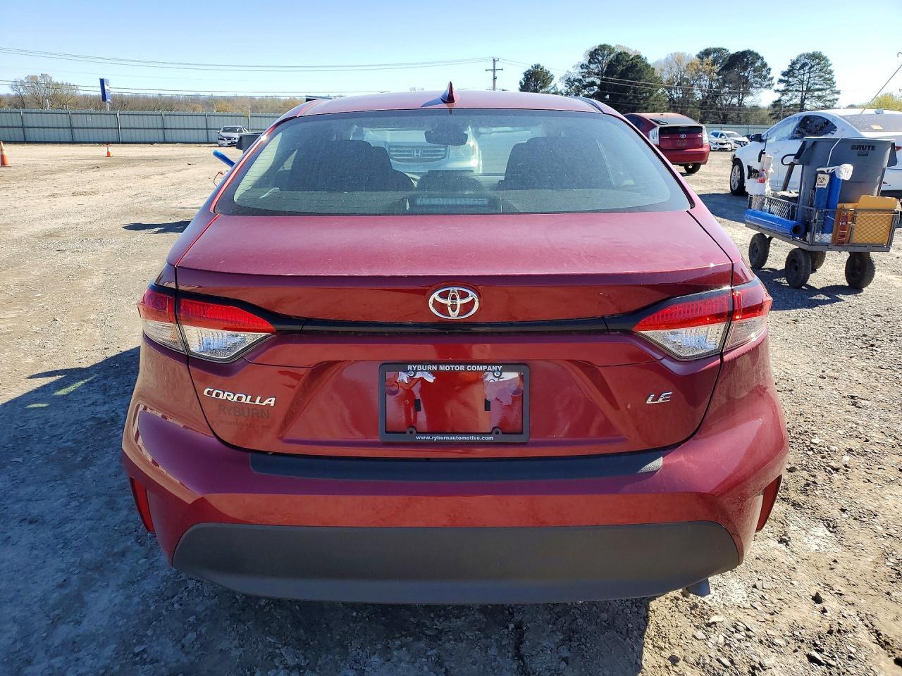 2025 Toyota Corolla Le - Фото 6