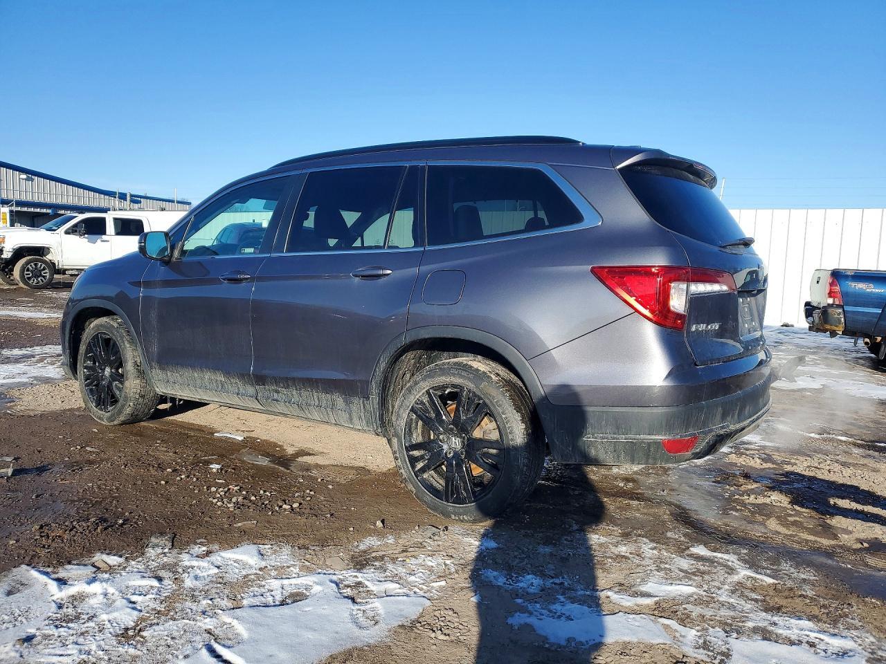 2022 Honda Pilot Se - Image 2
