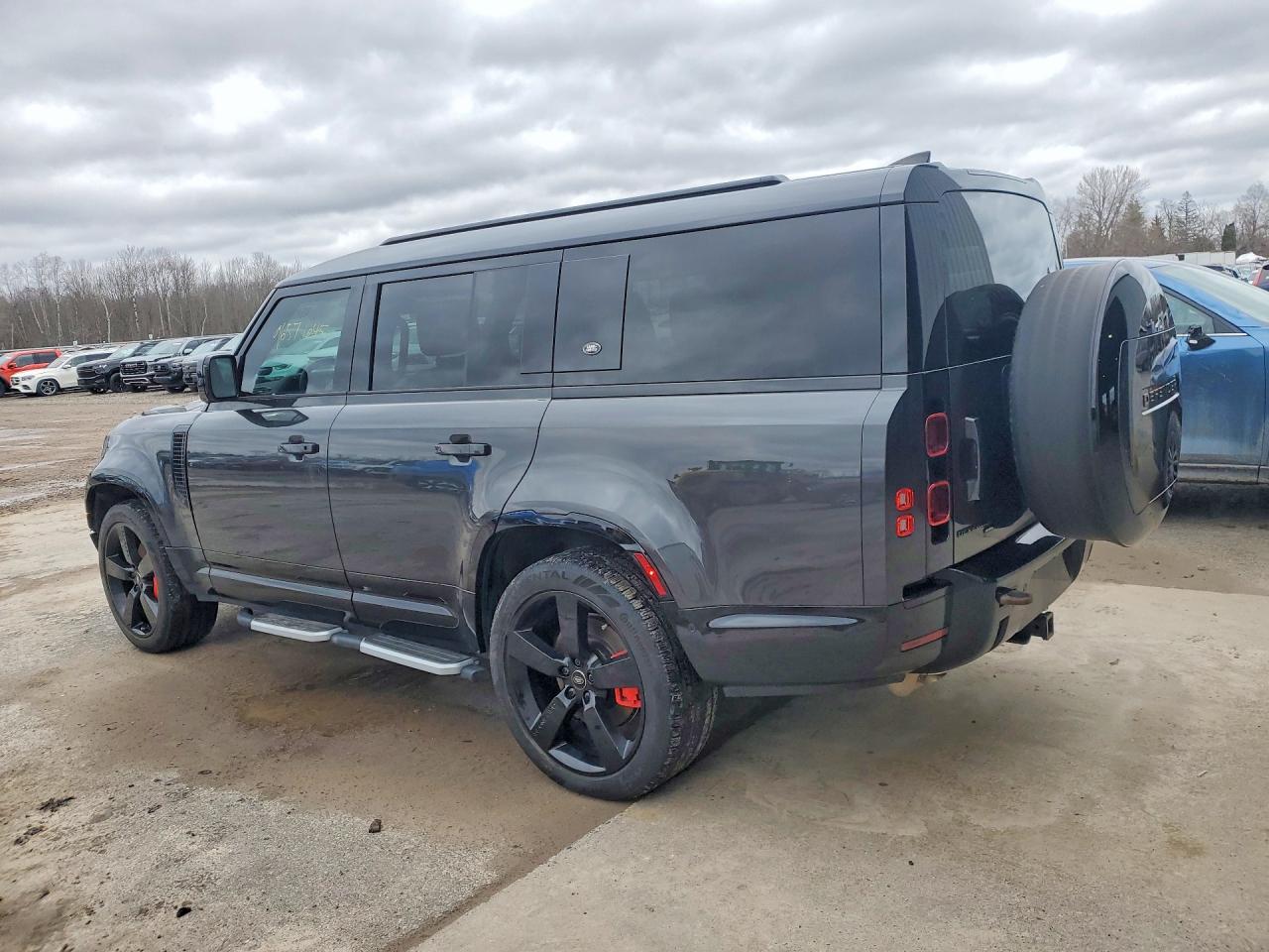 2023 Land Rover Defender 130 X-Dynamic Se - Фото 2