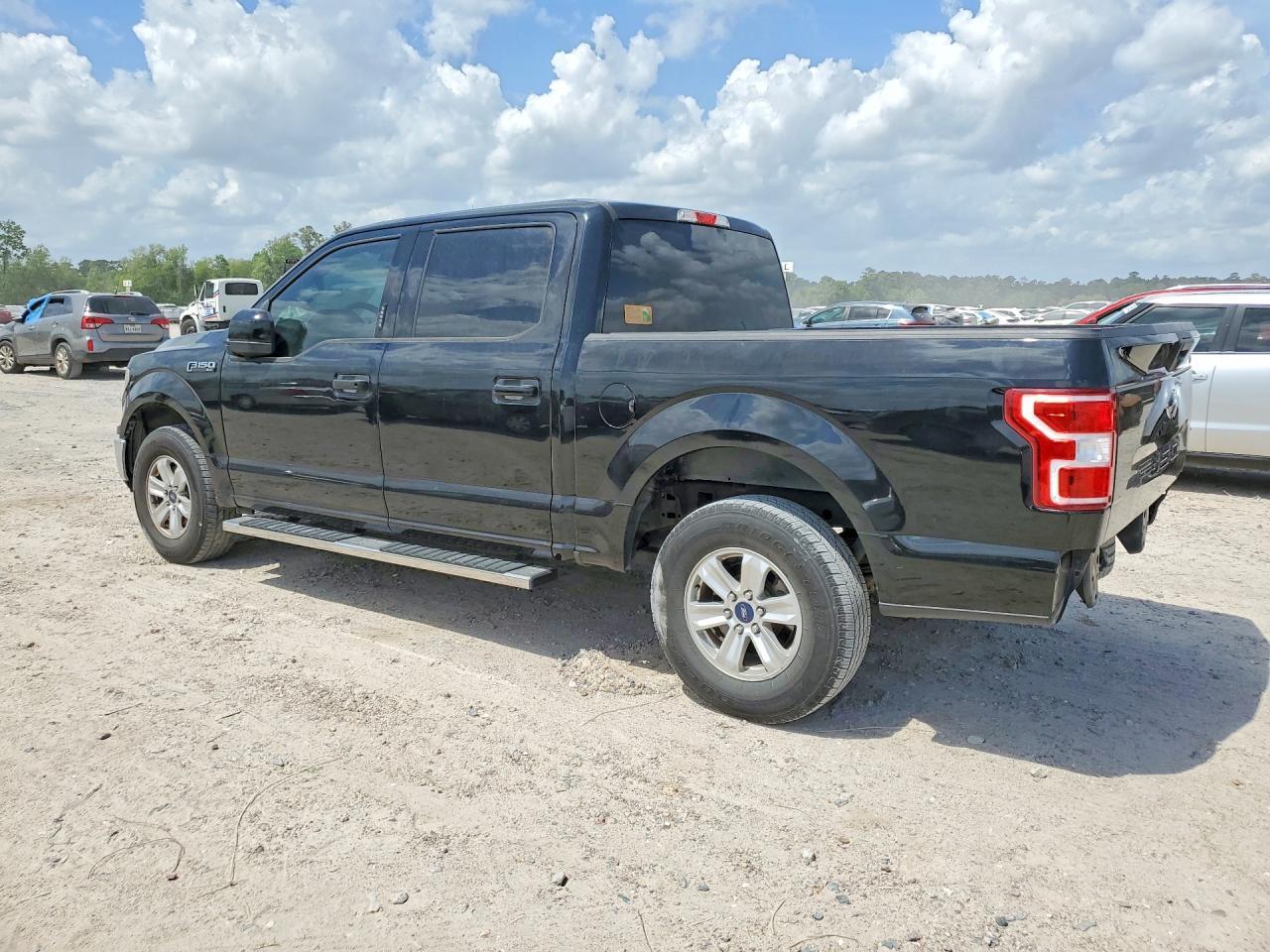 2018 Ford F150 Supercrew - Фото 2