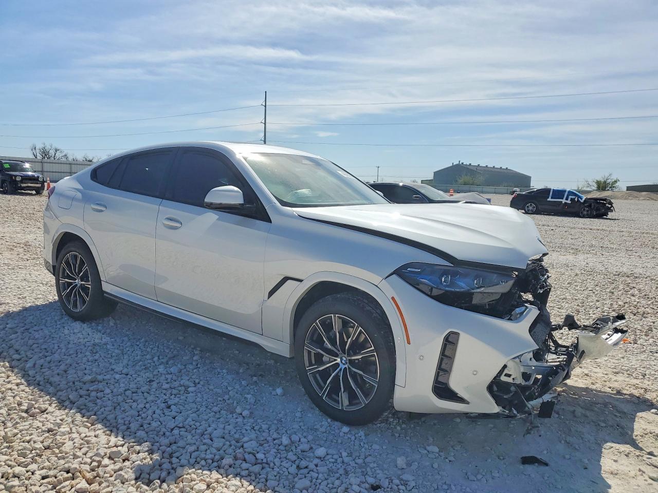 2026 BMW X6 xDrive40I - Image 4