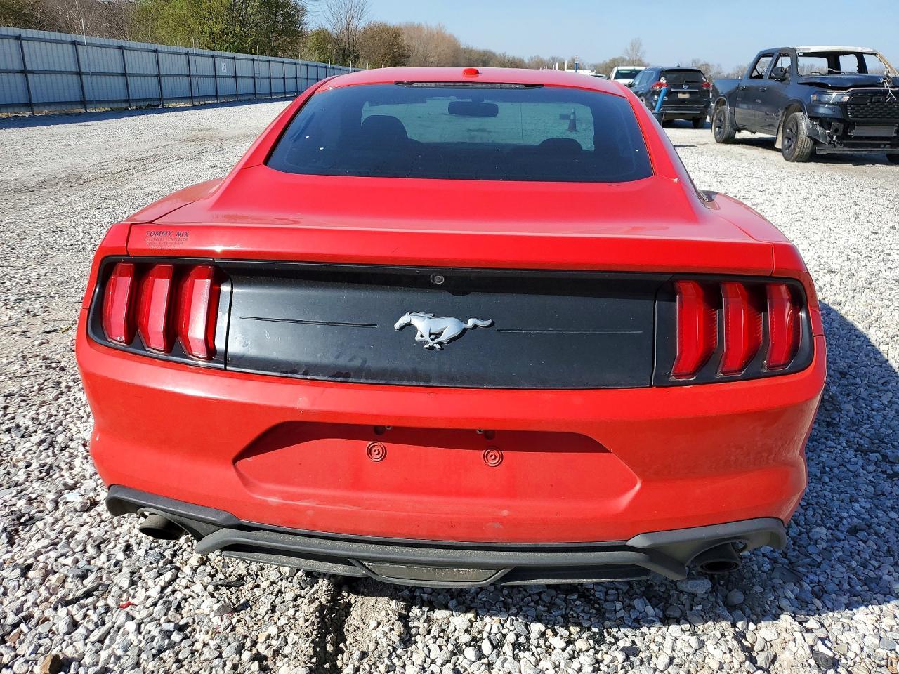 2019 Ford Mustang - Фото 6