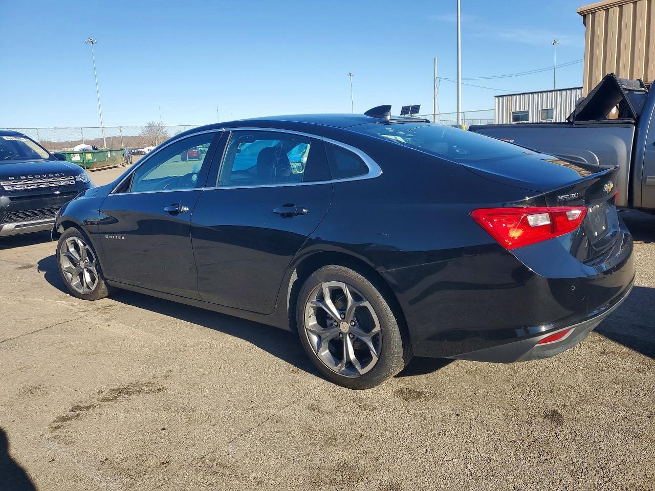 2024 Chevrolet Malibu Lt - Image 2