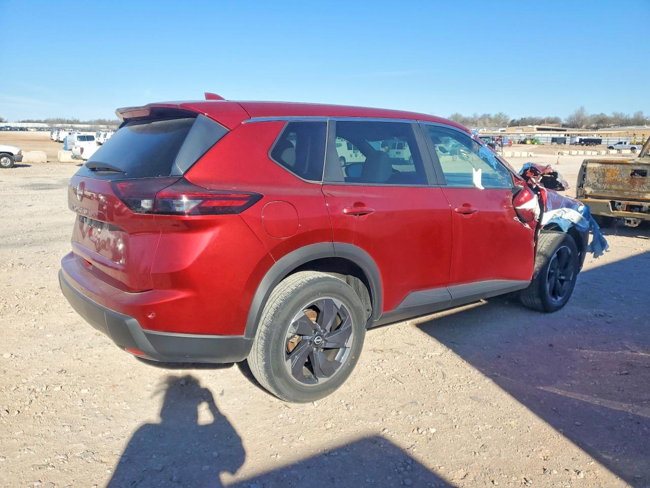 2025 Nissan Rogue Sv - Image 3
