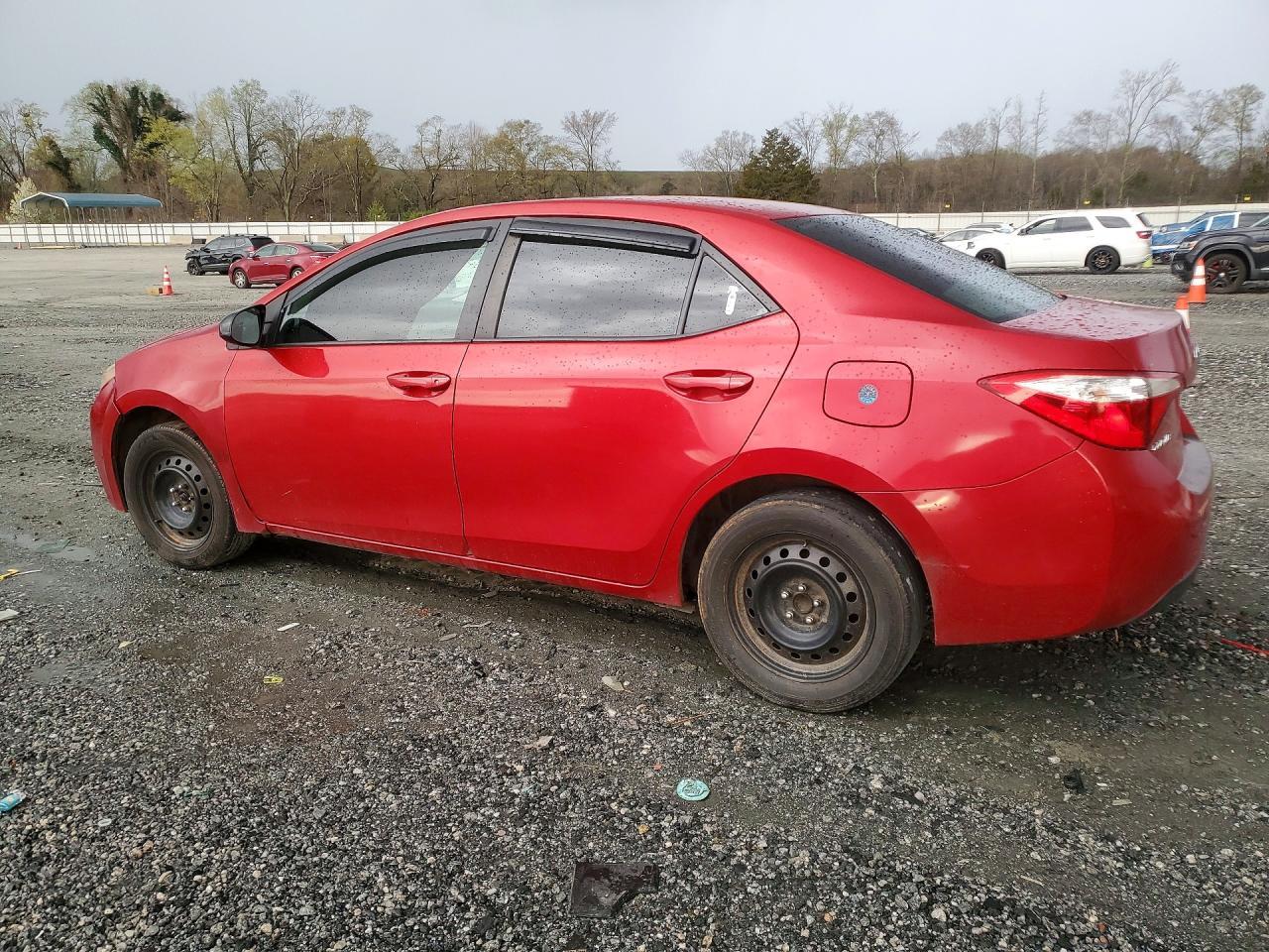 2016 Toyota Corolla Le - Фото 2