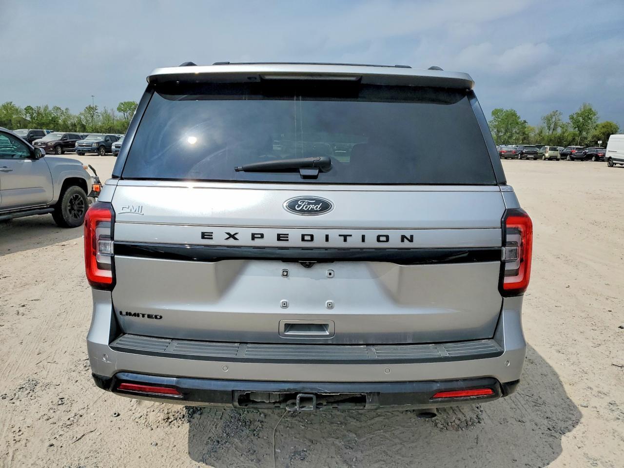 2023 Ford Expedition Limited - Image 6