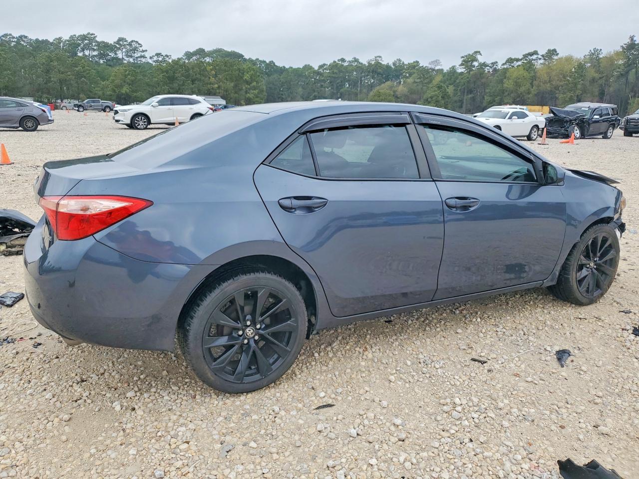 2018 Toyota Corolla Le - Image 3