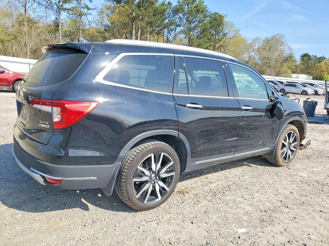 2021 Honda Pilot Elite - Фото 3