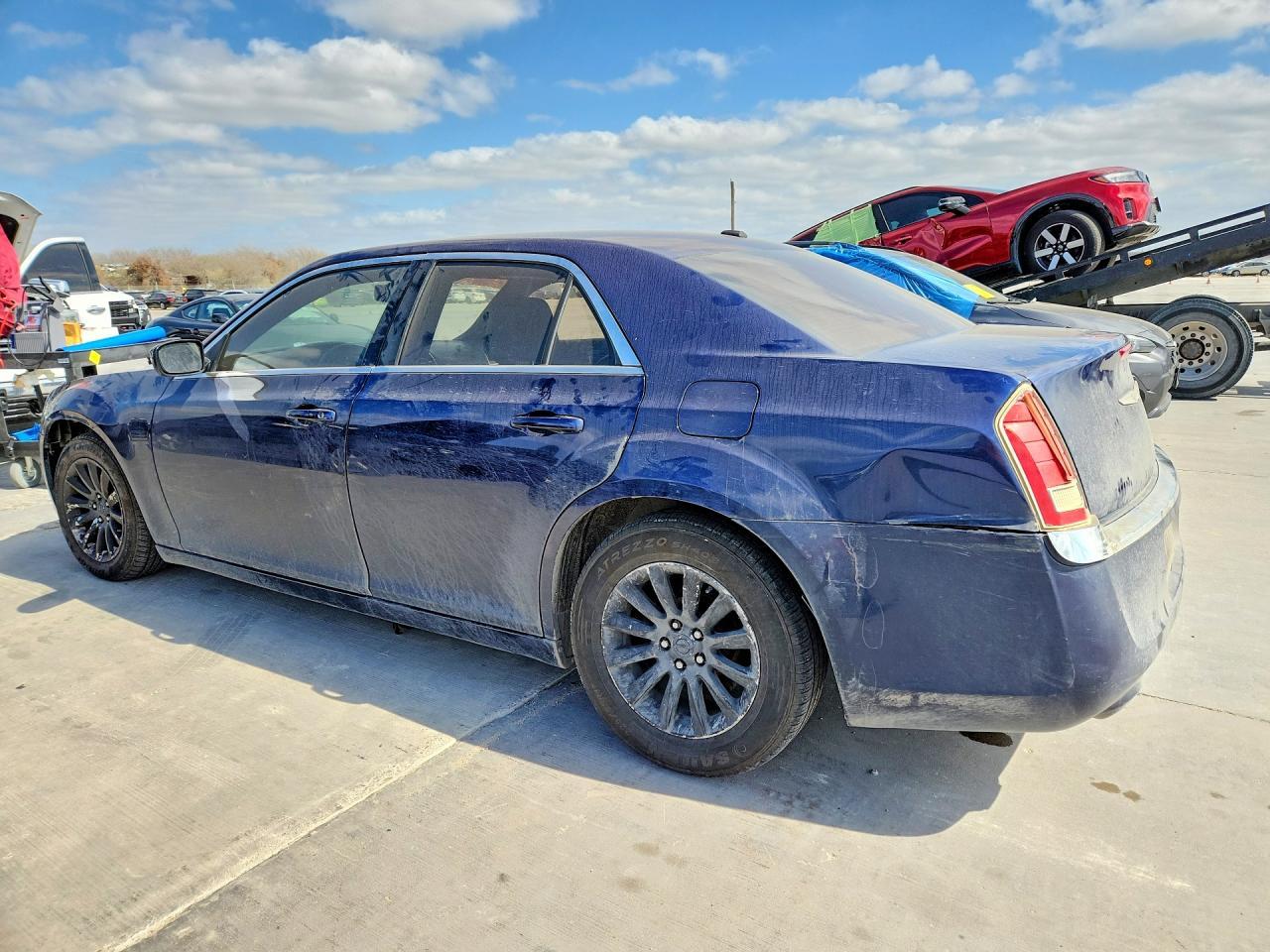 2014 Chrysler 300 - Фото 2