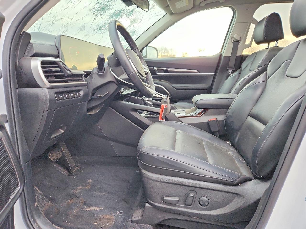 2025 Kia Telluride S - Image 7