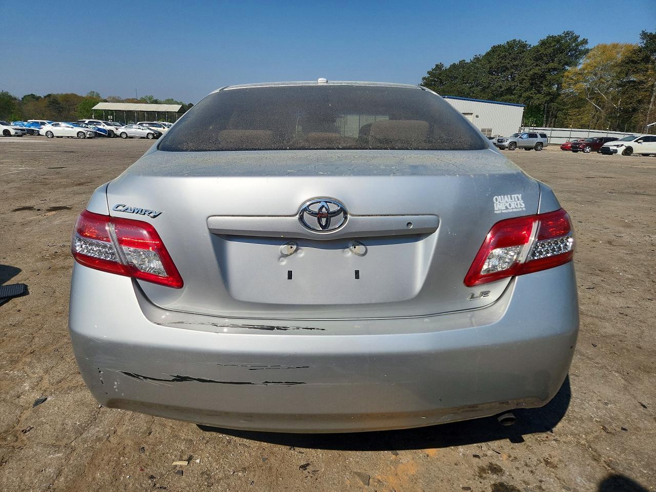 2010 Toyota Camry Le - Image 6