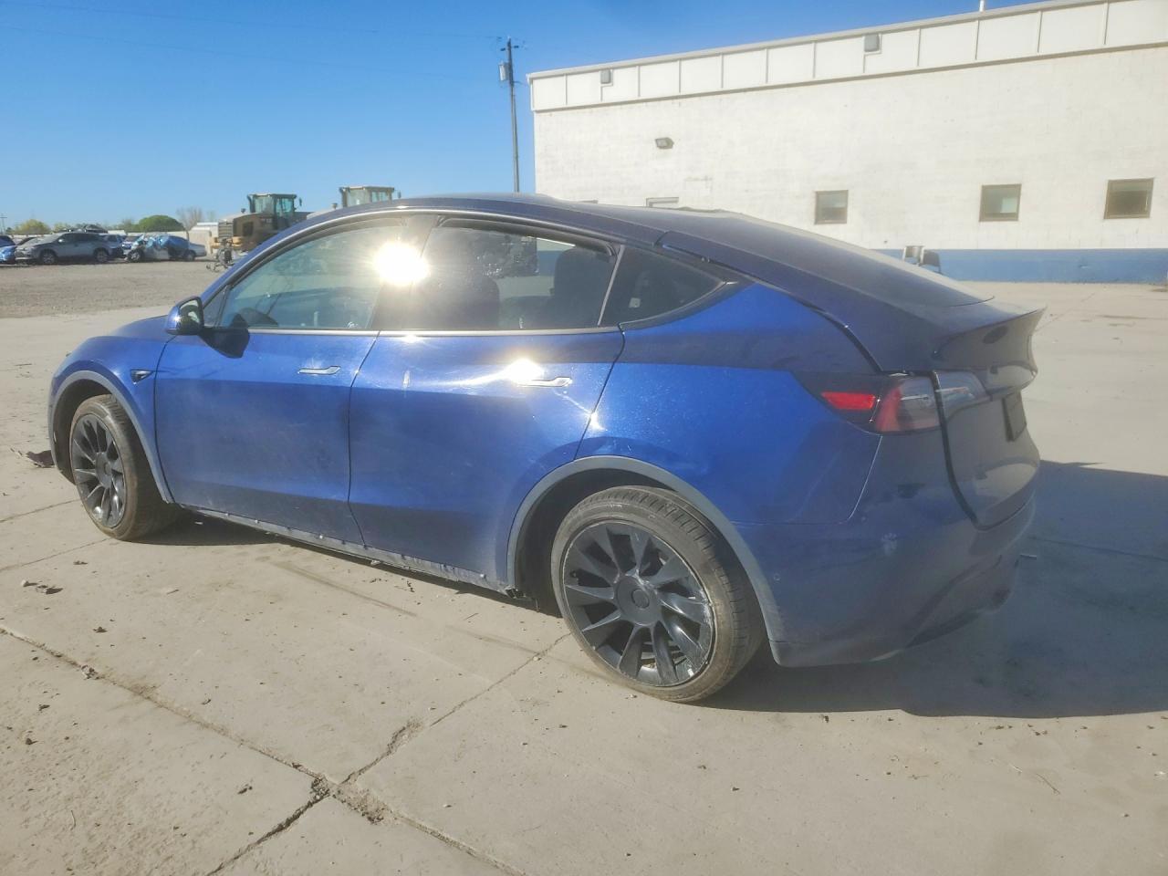 2022 Tesla Model Y - Фото 2