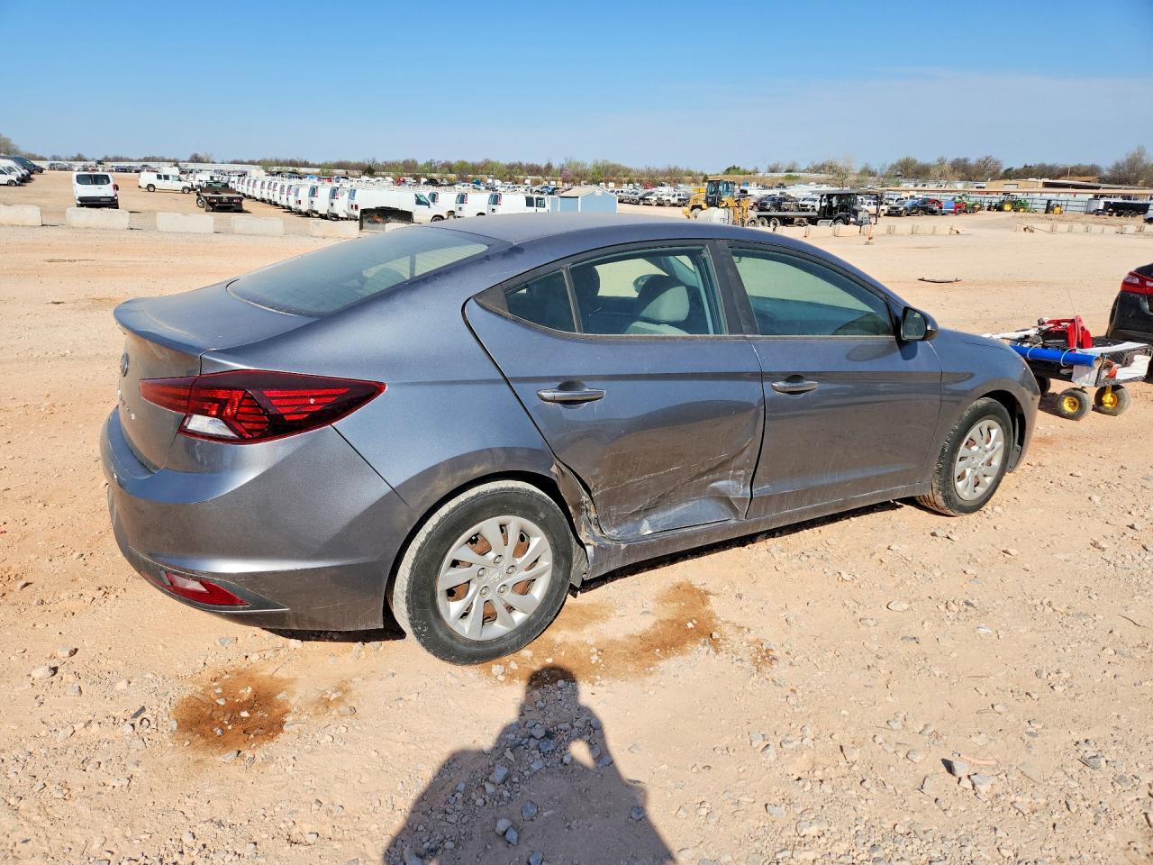 2019 Hyundai Elantra Se - Фото 3