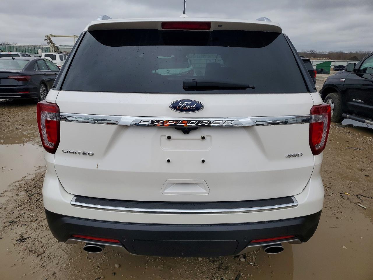 2018 Ford Explorer Limited - Фото 6