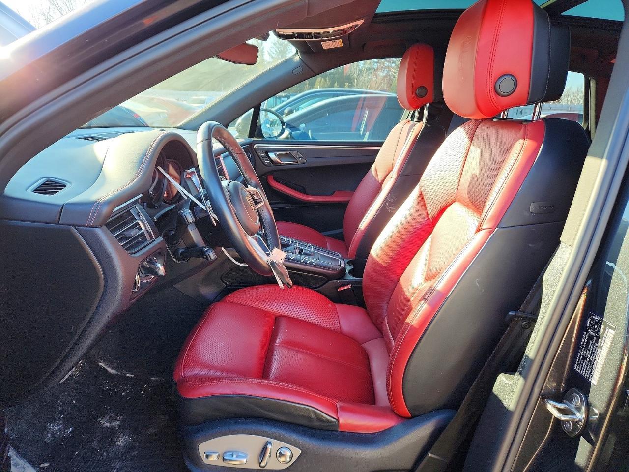 2021 Porsche Macan - Фото 7