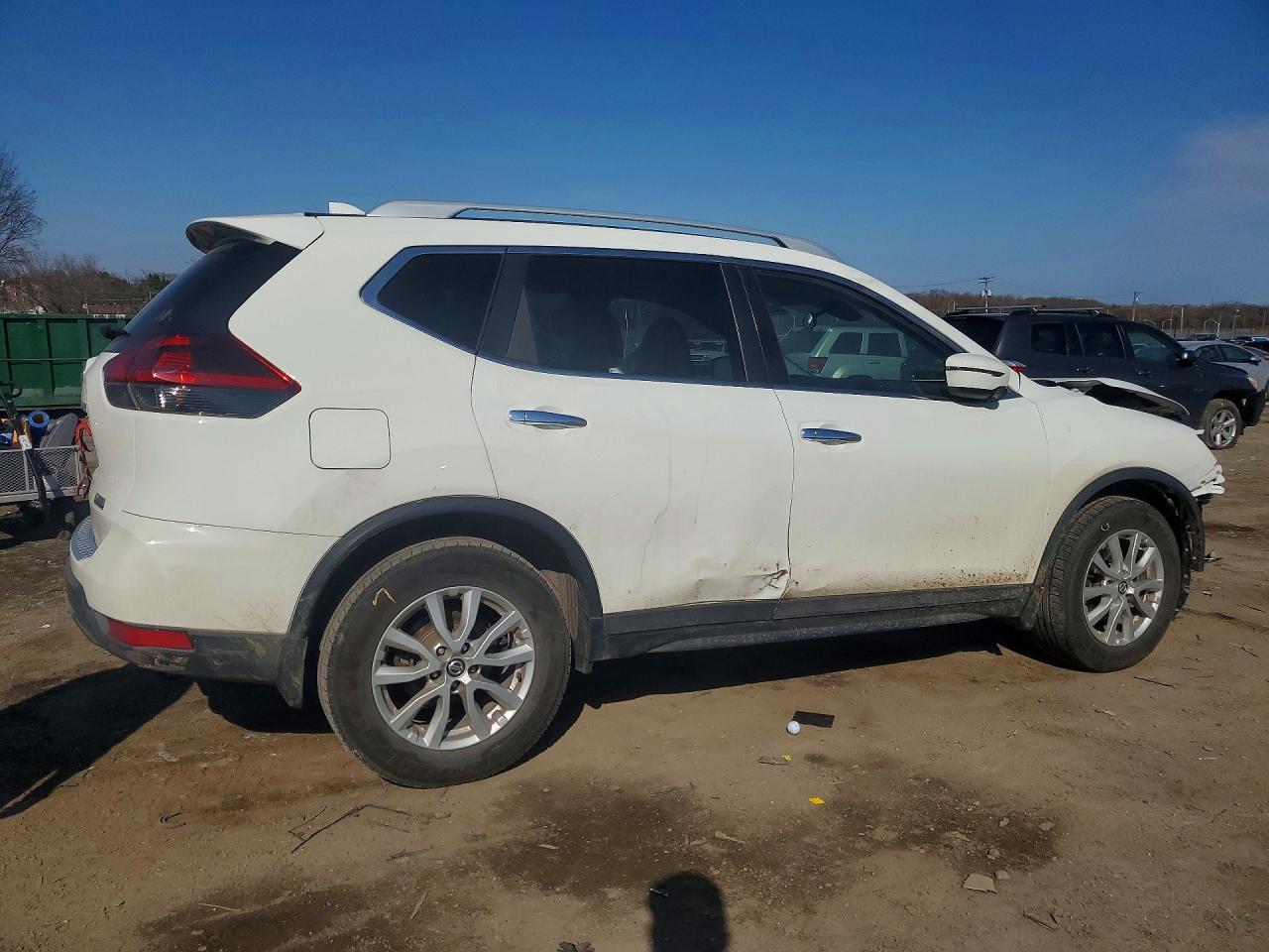 2019 Nissan Rogue S - Фото 3