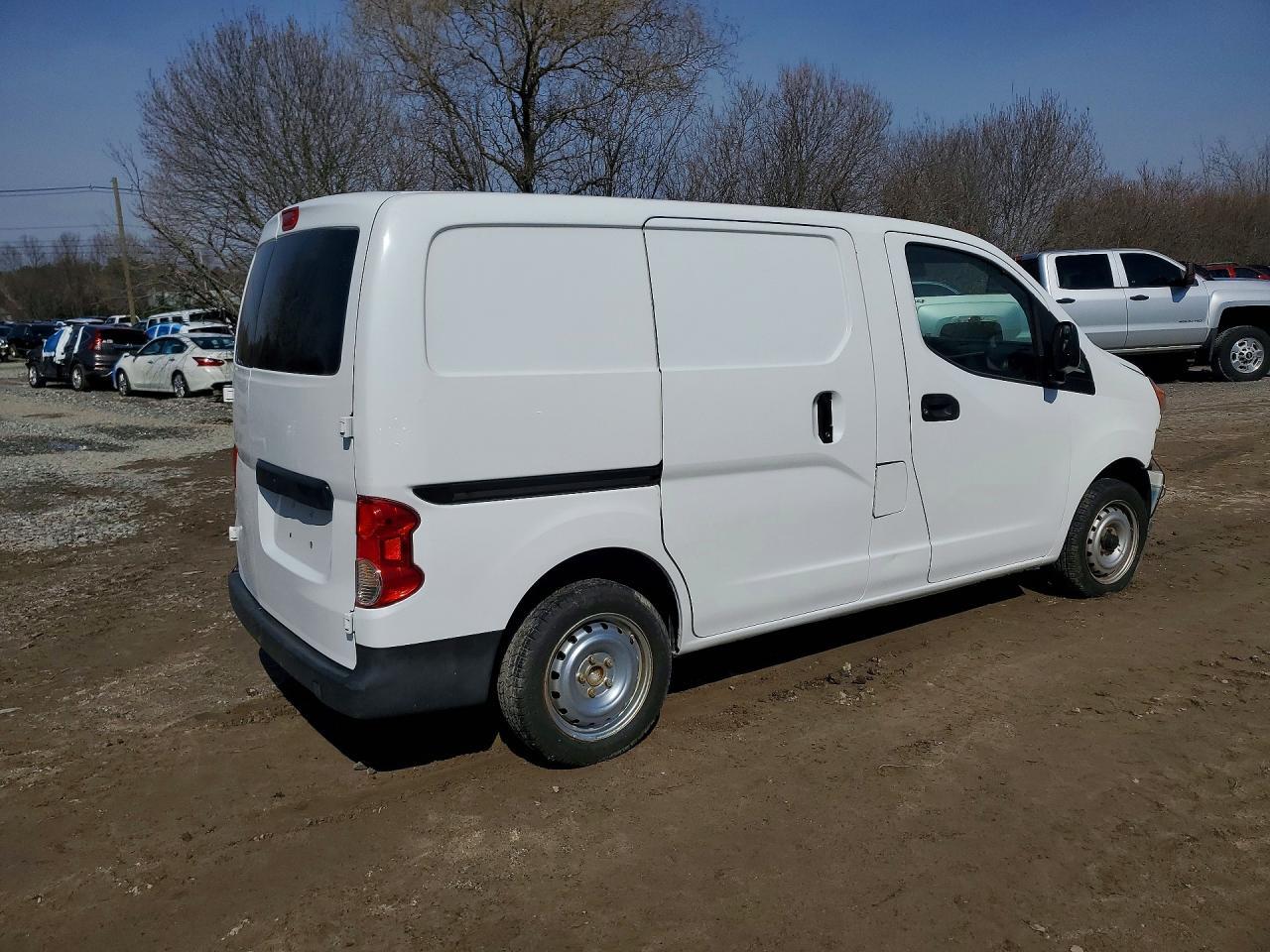 2015 Nissan Nv200 S - Фото 3