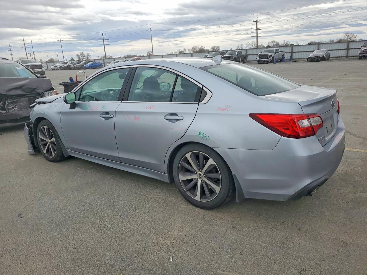 2019 Subaru Legacy 2.5I Limited - Фото 2