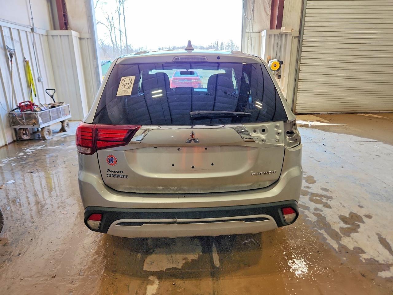 2019 Mitsubishi Outlander Es - Image 6