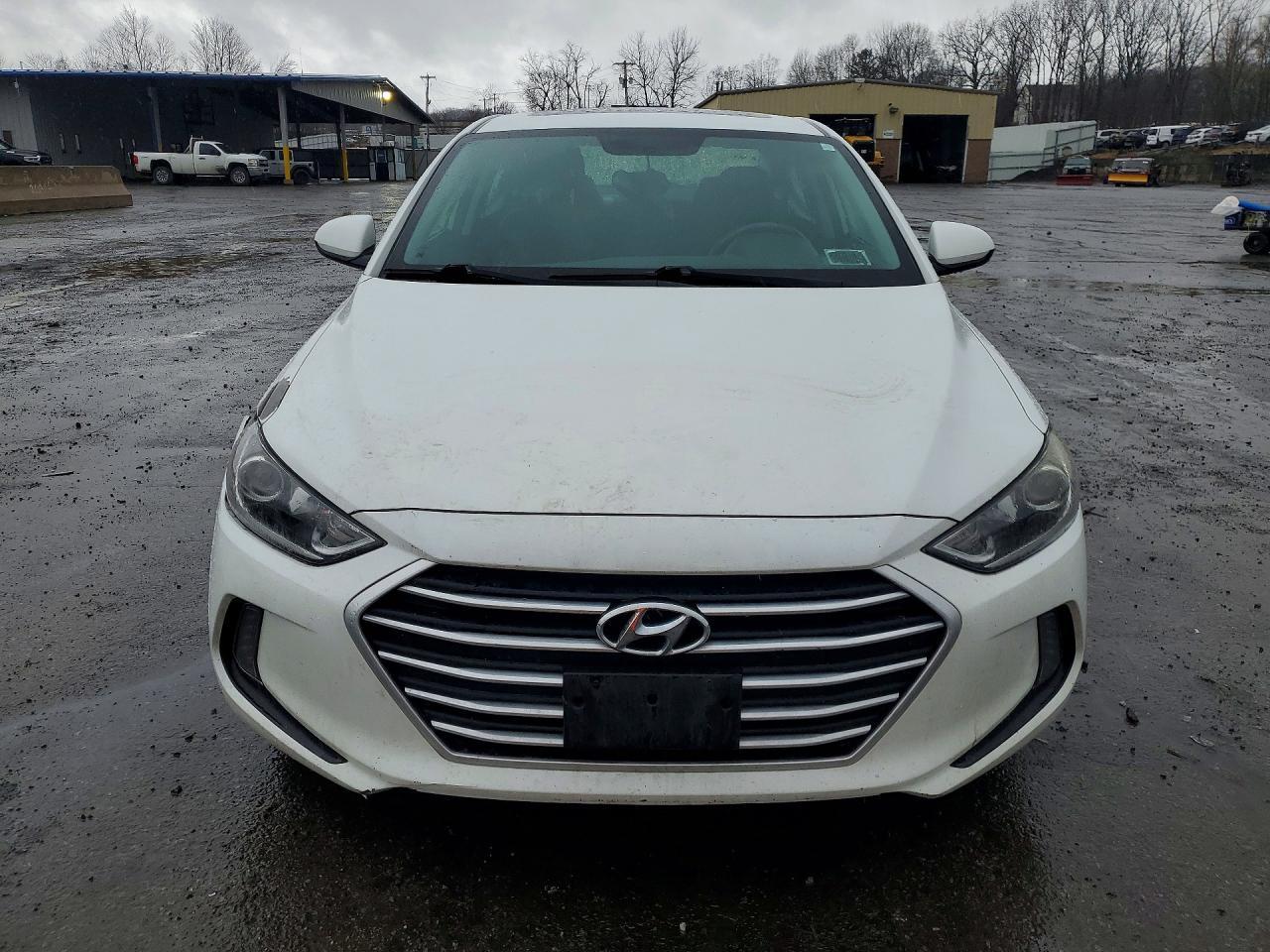 2018 Hyundai Elantra Value Edition - Image 5