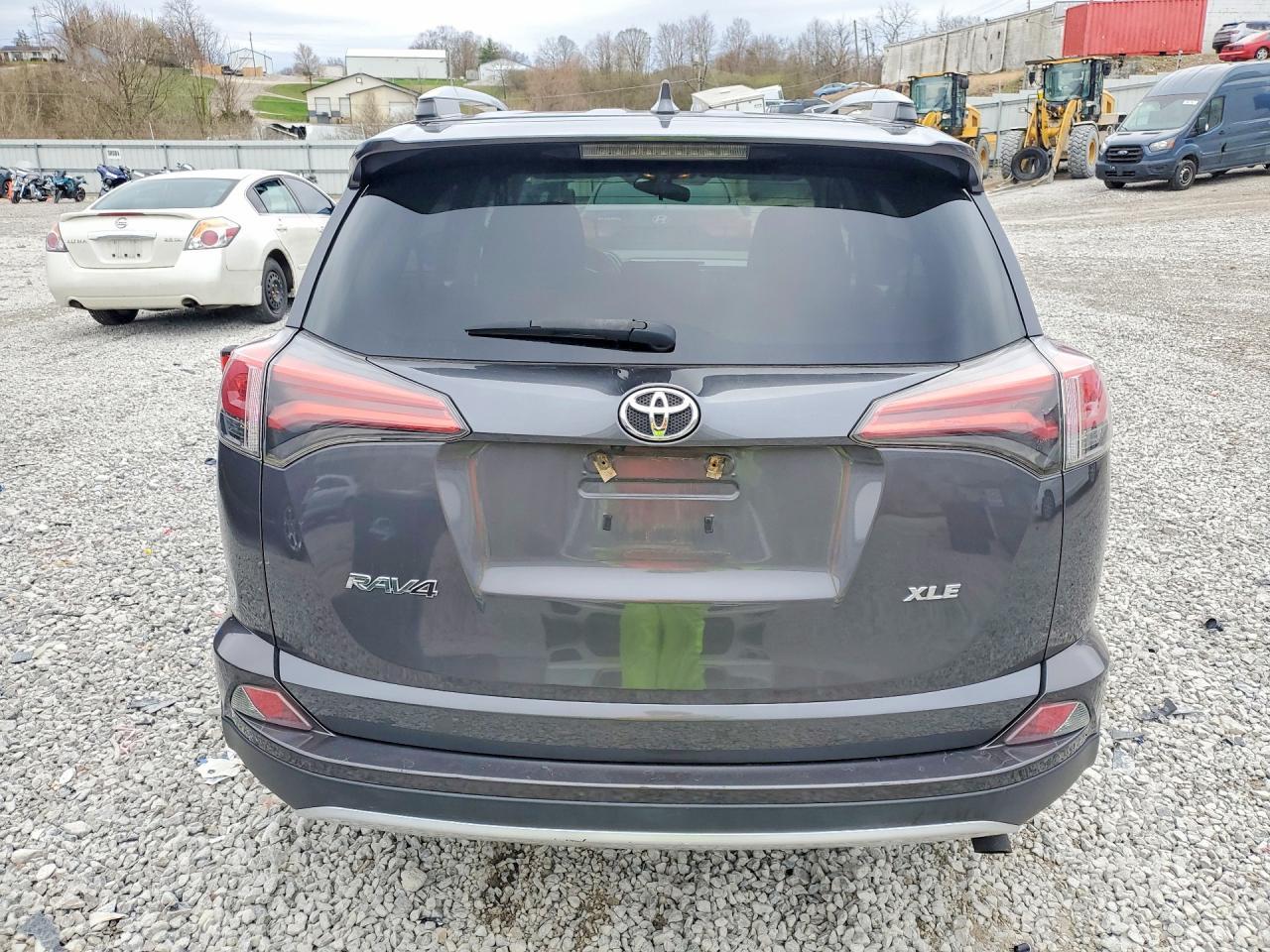 2016 Toyota Rav4 Xle - Фото 6