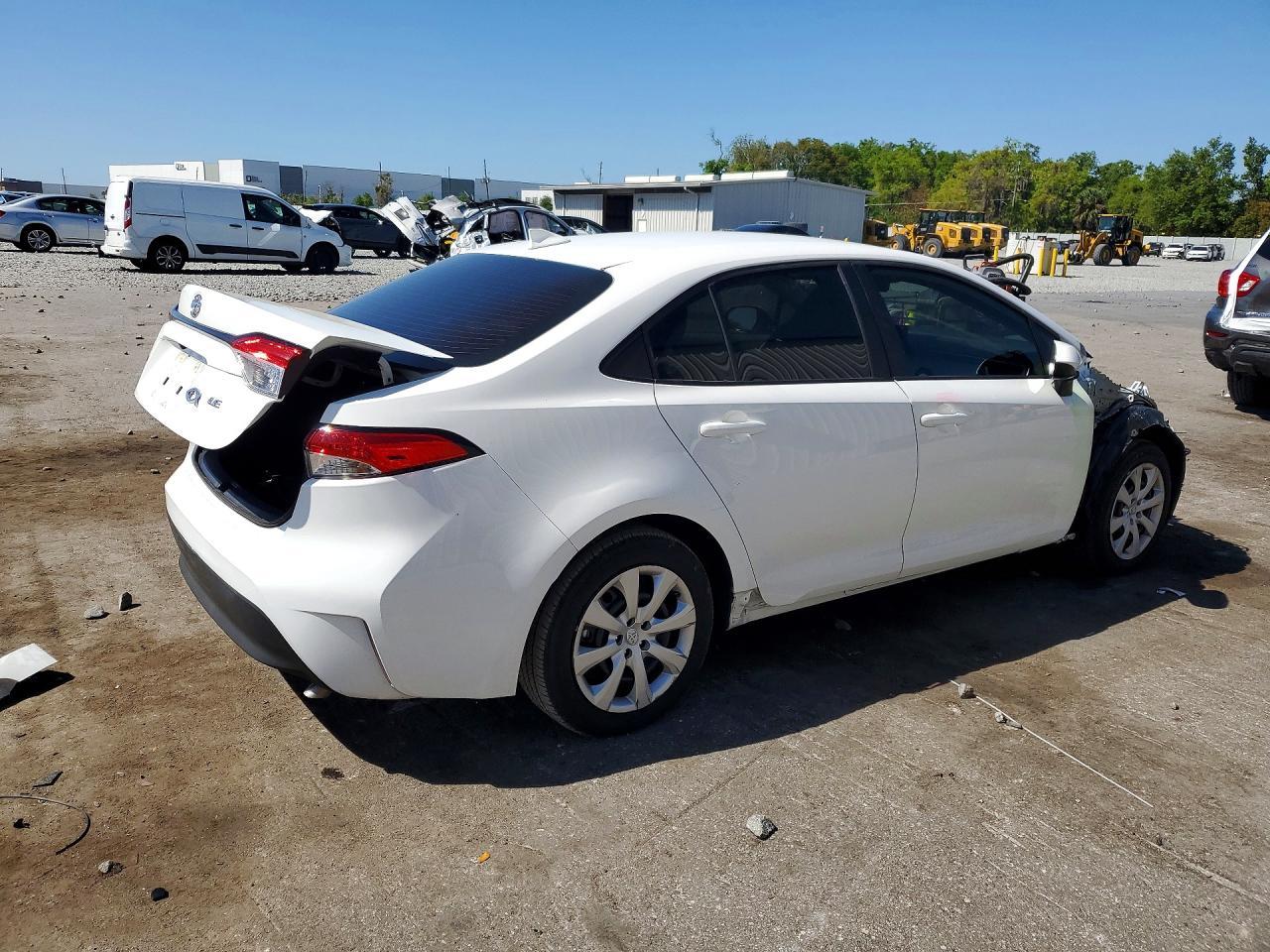 2024 Toyota Corolla Le - Фото 3