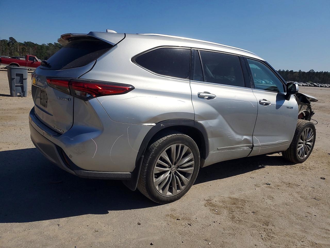 2021 Toyota Highlander Hybrid Platinum - Фото 3