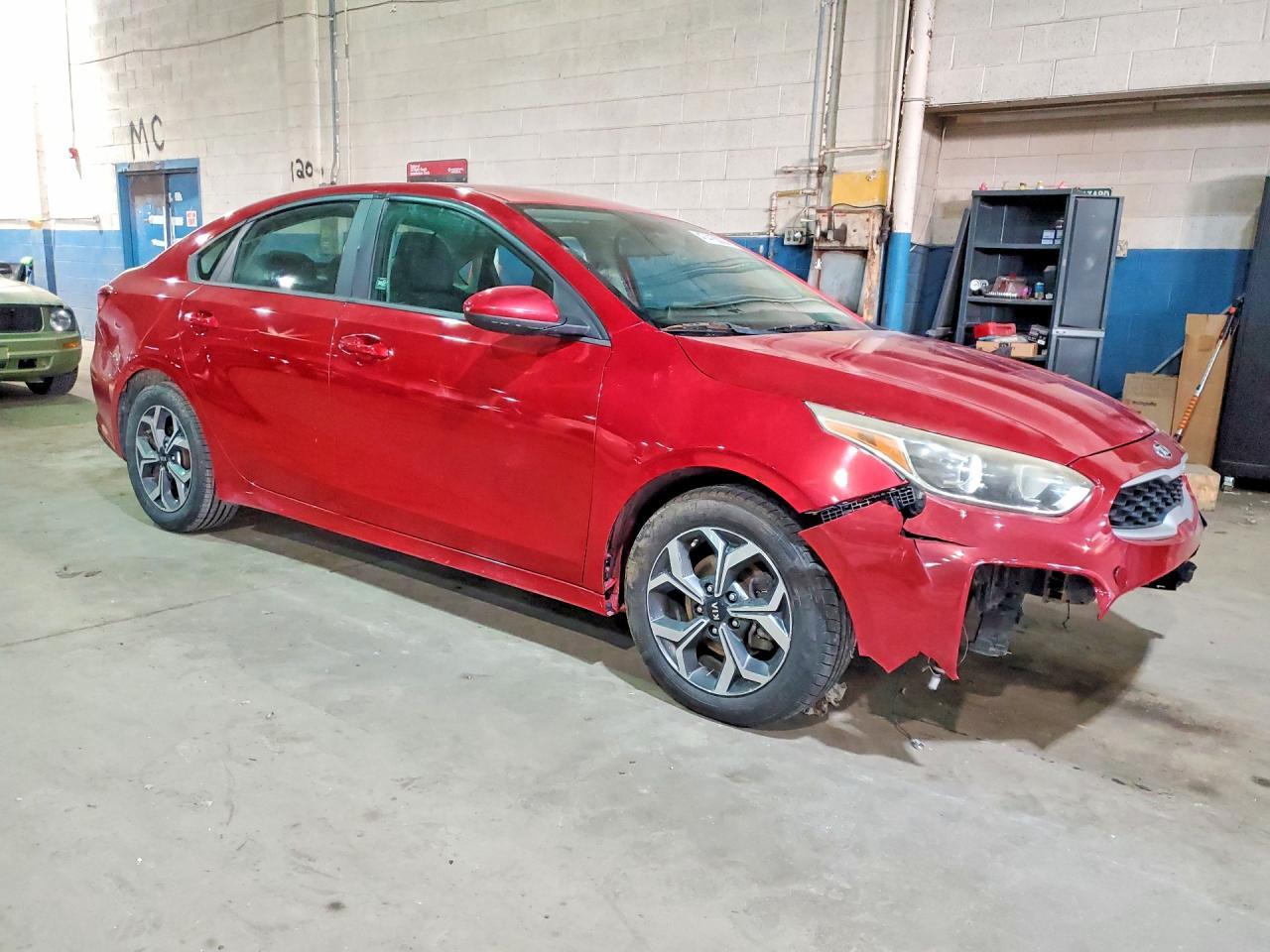 2019 Kia Forte Lxs - Image 4