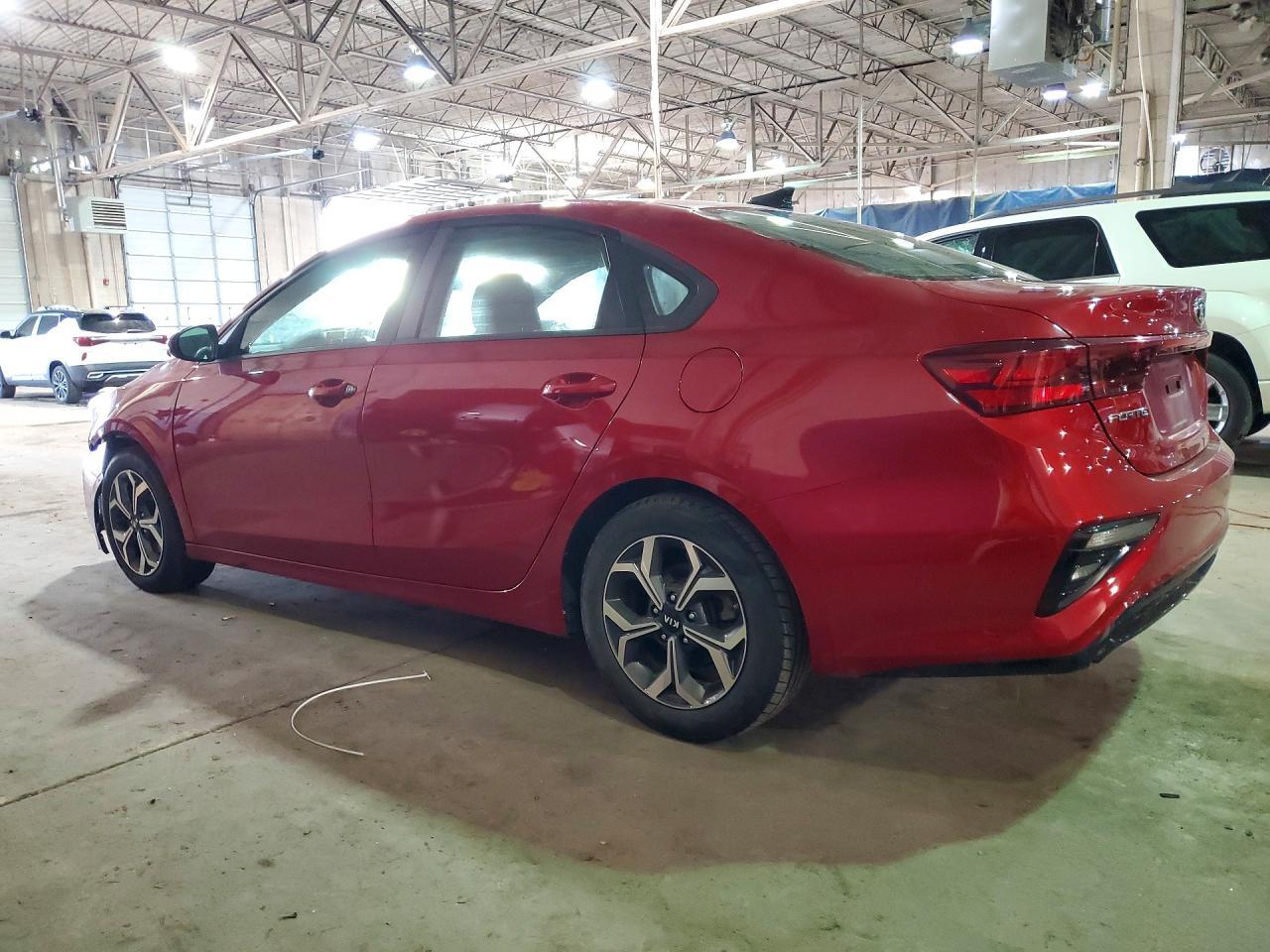 2019 Kia Forte Lxs - Image 2