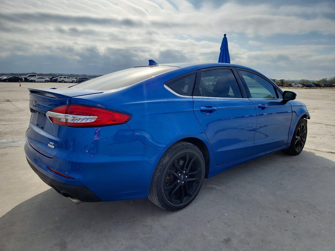 2020 Ford Fusion Se - Image 3