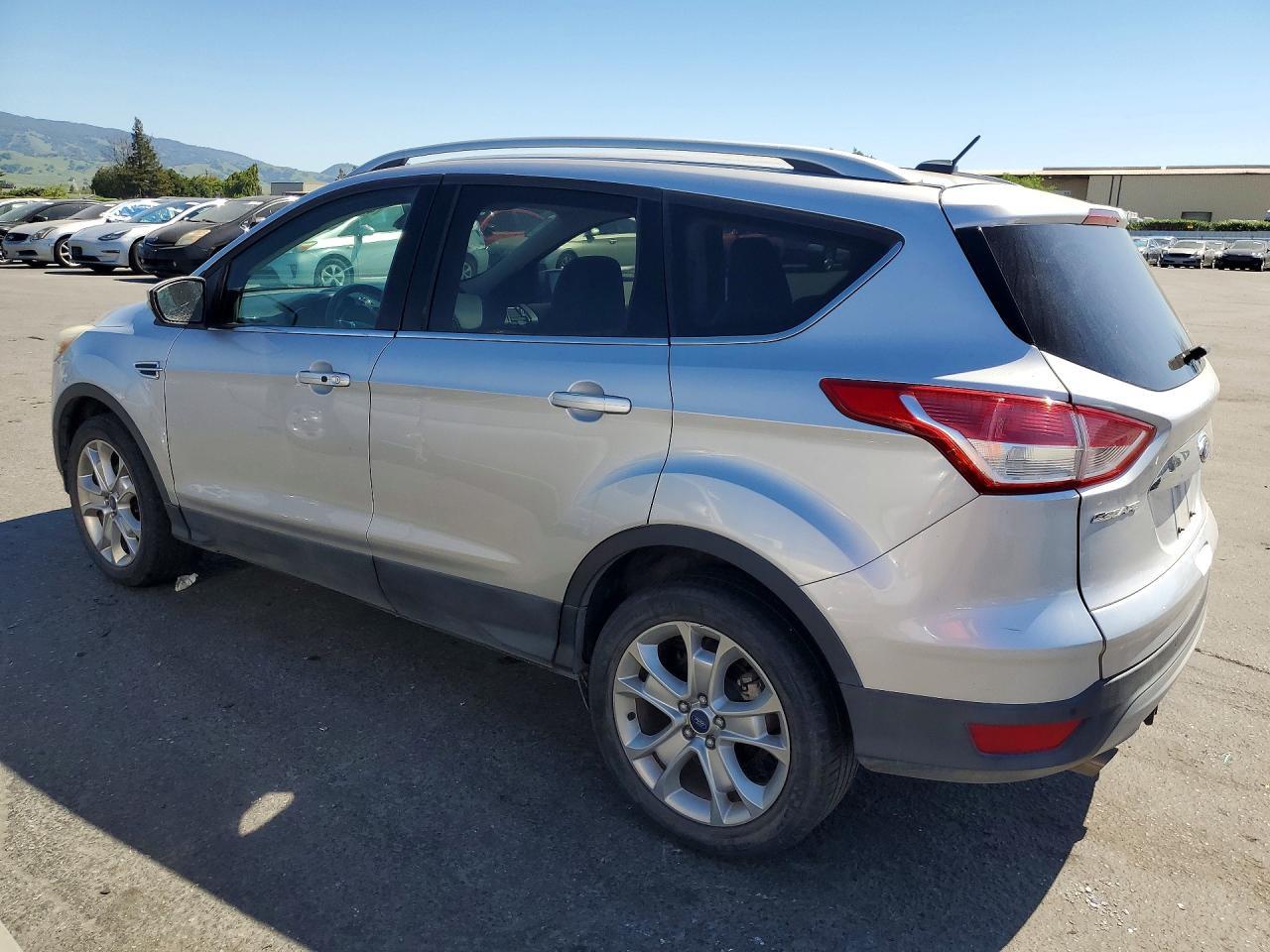 2016 Ford Escape Titanium - Фото 2