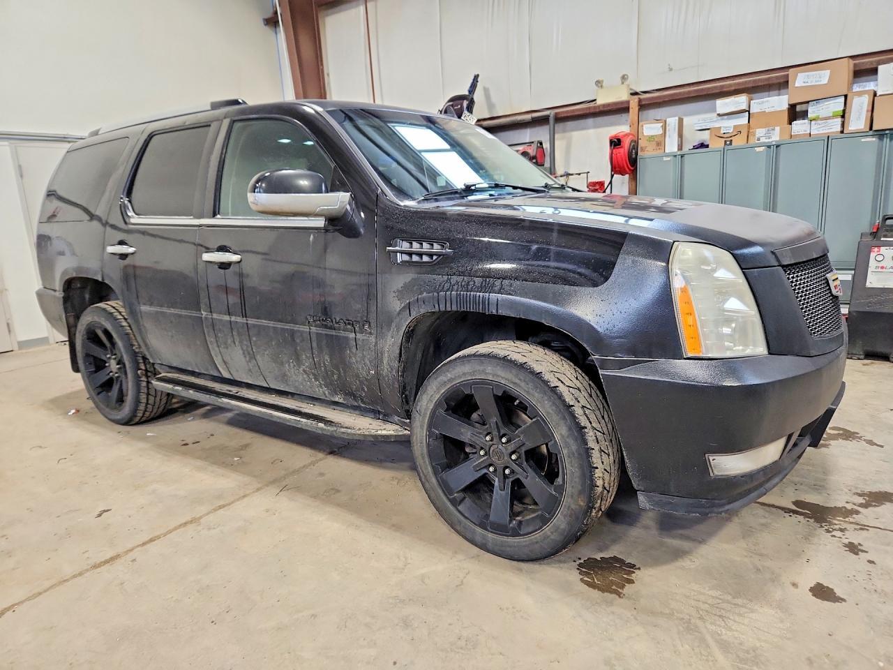 2007 Cadillac Escalade Luxury - Image 4