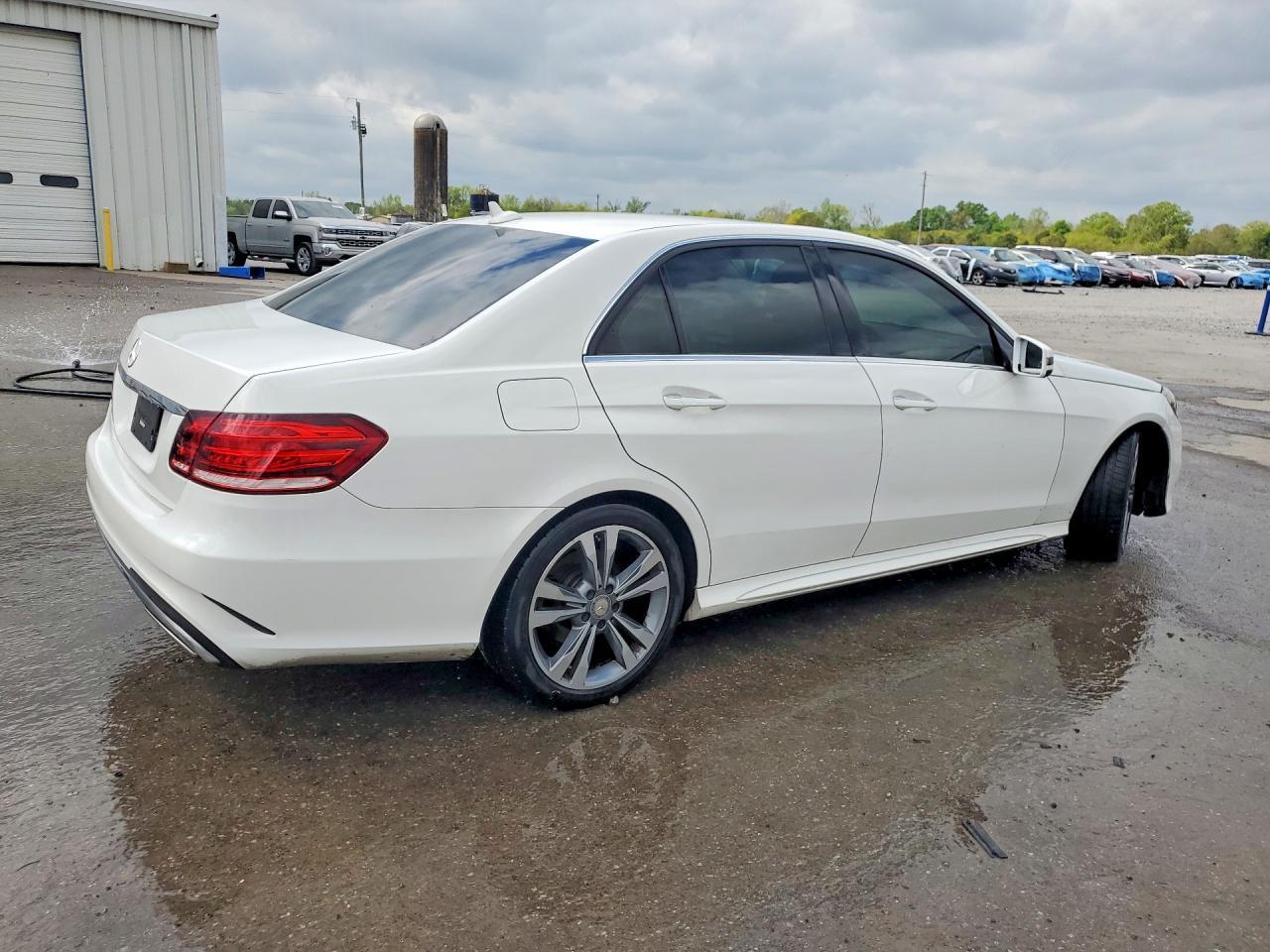 2016 Mercedes-Benz E 350 - Фото 3