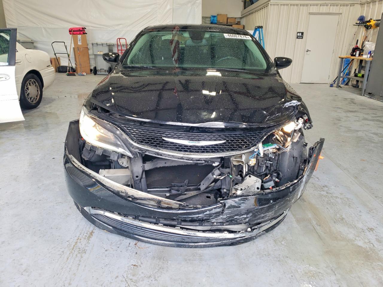 2016 Chrysler 200 Limited - Image 5