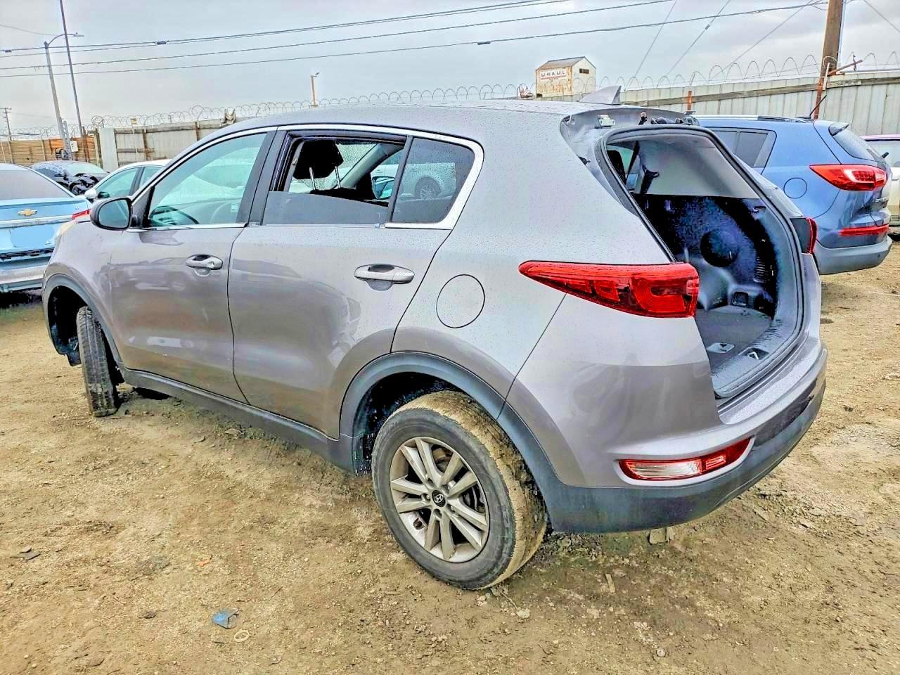 2017 Kia Sportage Lx - Image 2
