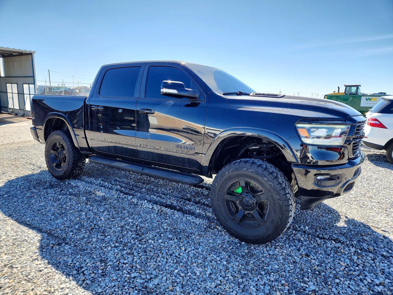 2022 Ram 1500 Laramie - Image 4