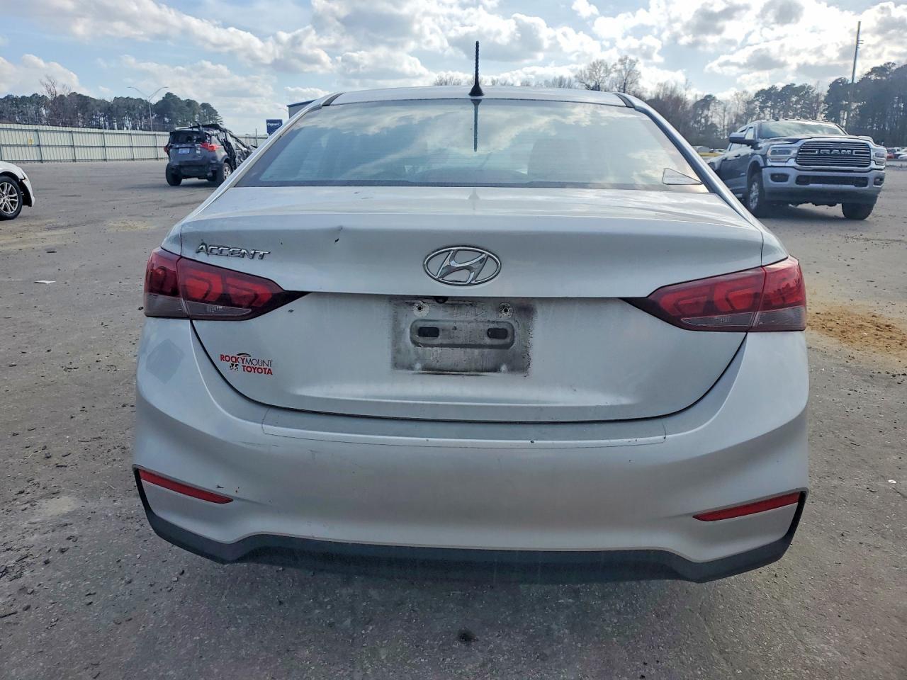 2018 Hyundai Accent Se - Фото 6