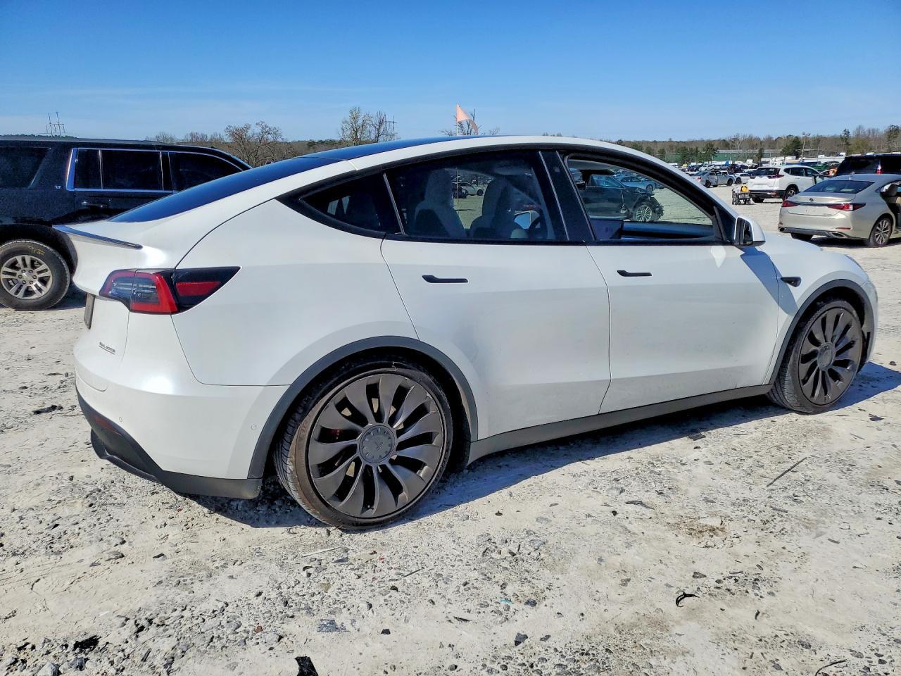 2020 Tesla Model Y - Image 3