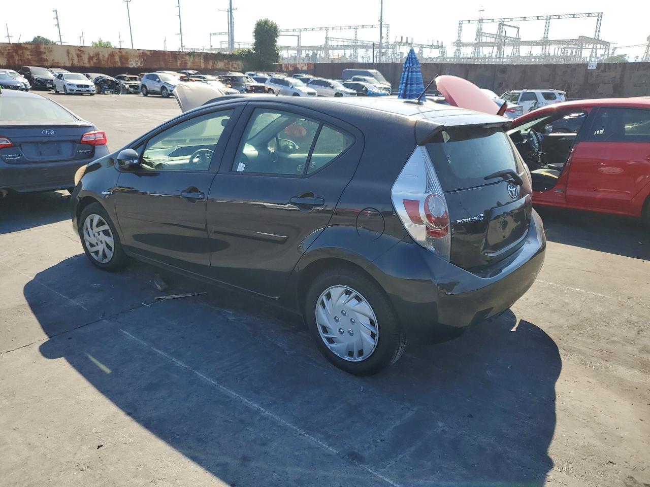 2013 Toyota Prius C Three - Image 2