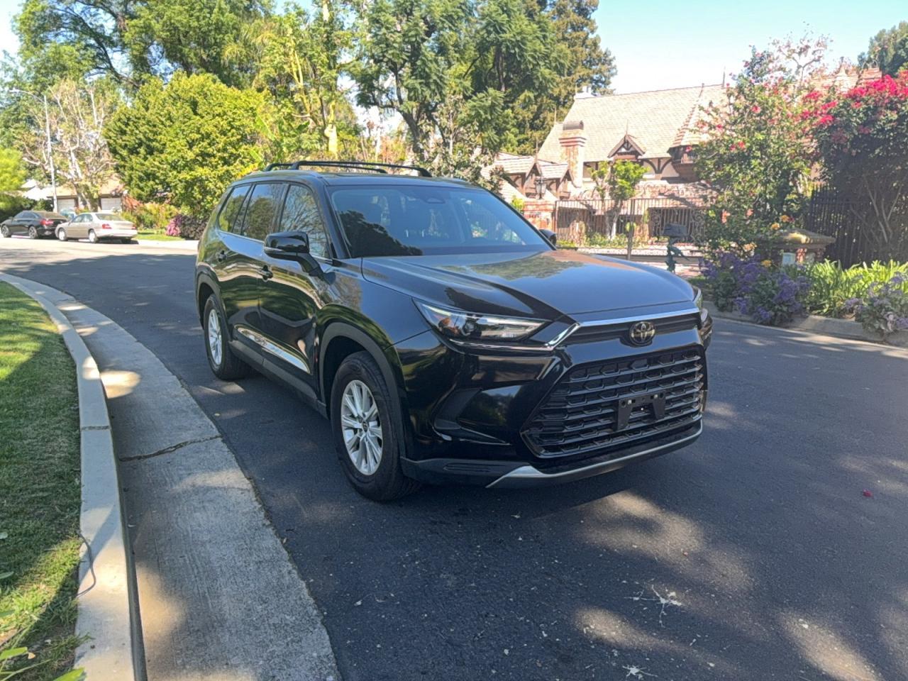 2025 Toyota Grand Highlander Hybrid Xle