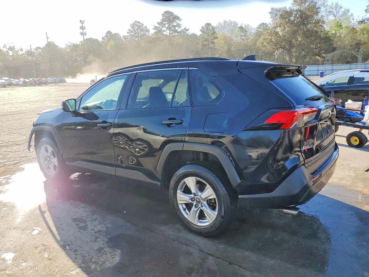 2019 Toyota Rav4 Xle - Фото 2